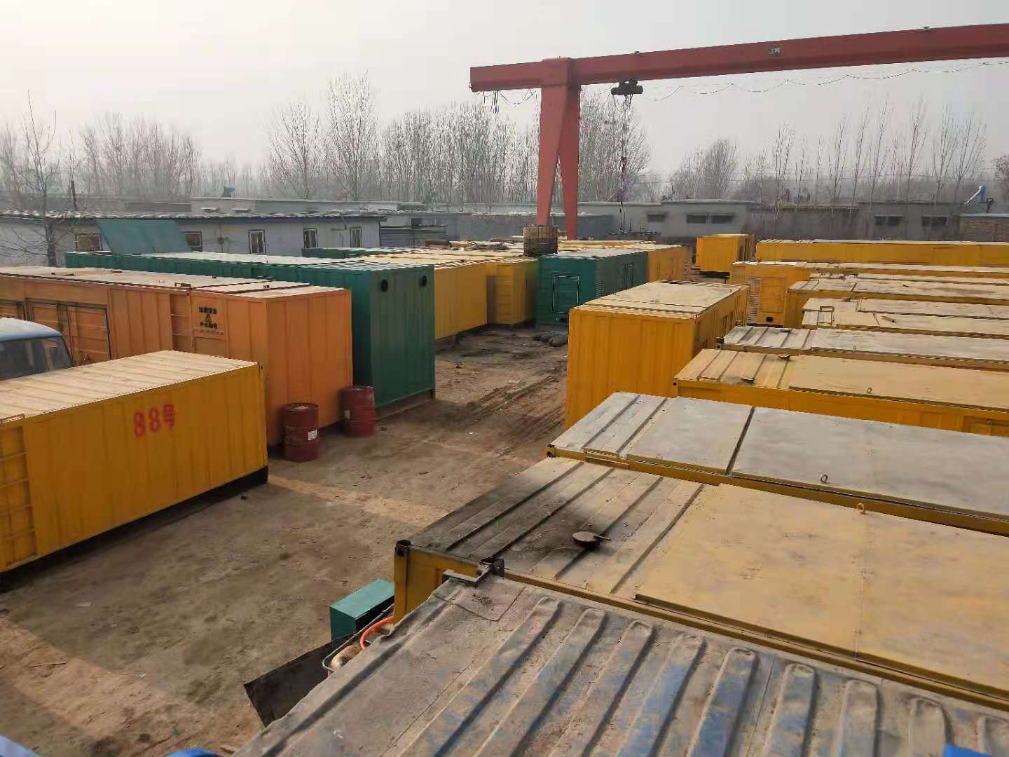 伽师租赁发电机-灰尘、风沙对柴油发电机组造成哪些不良影响?