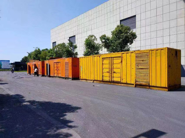 伽师环境温度变化对柴油发电机组的性能有哪些具体影响？